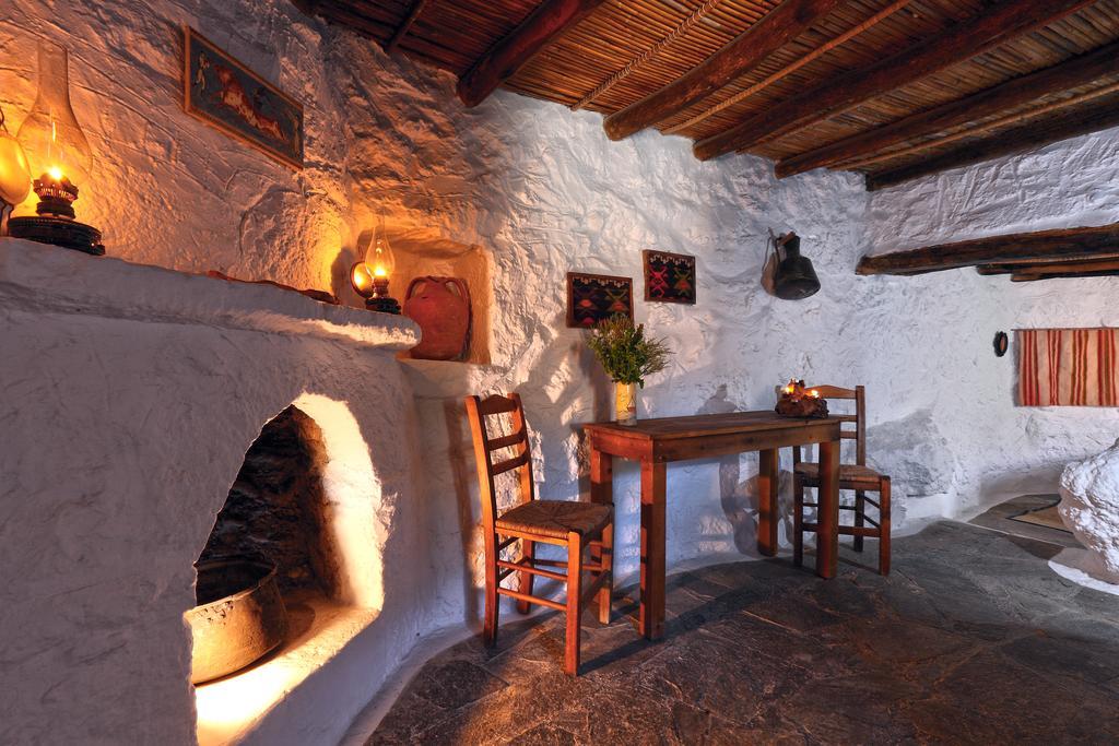 Aspros Potamos Aparthotel Makrýgialos Cameră foto